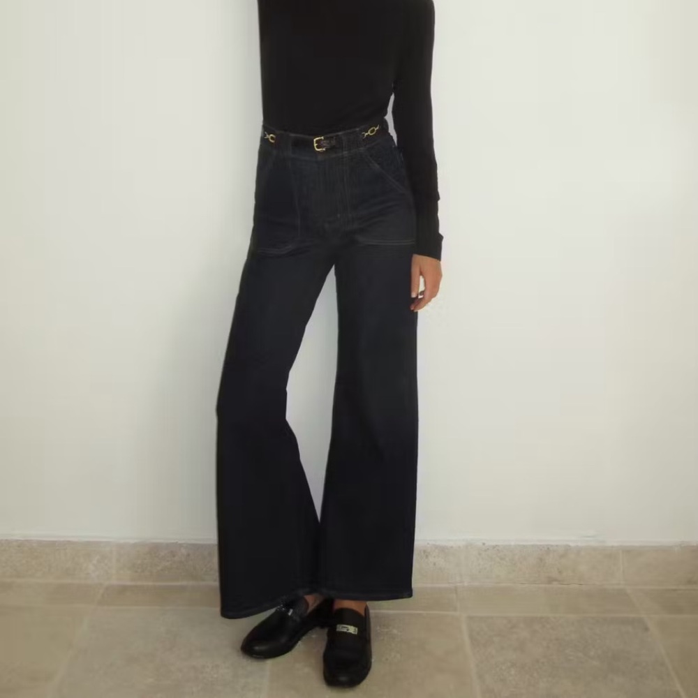 NWT FRAME Modern Pocket Jean
in Rinse